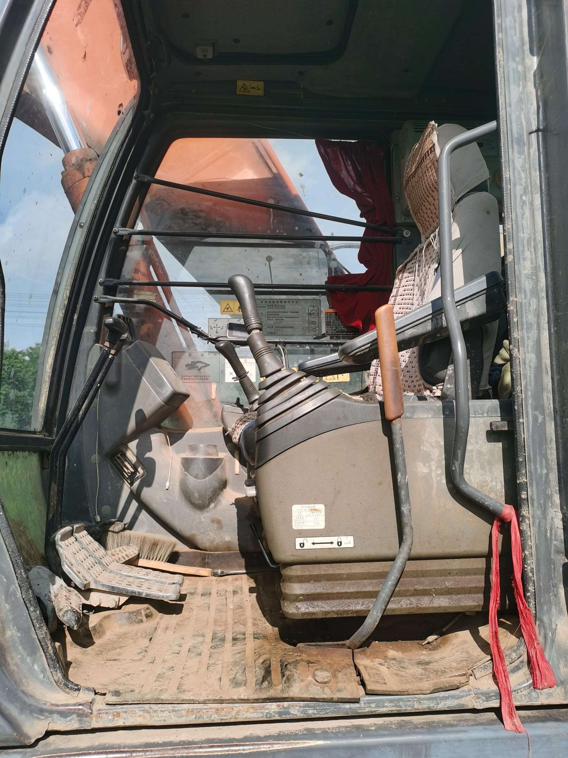 Hitachi ZX200-3G  Excavator