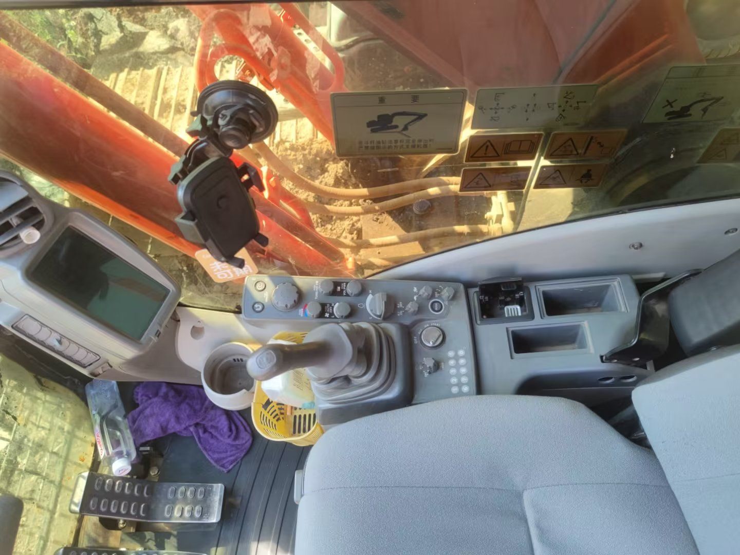 Hitachi ZX210H-5A  Excavator