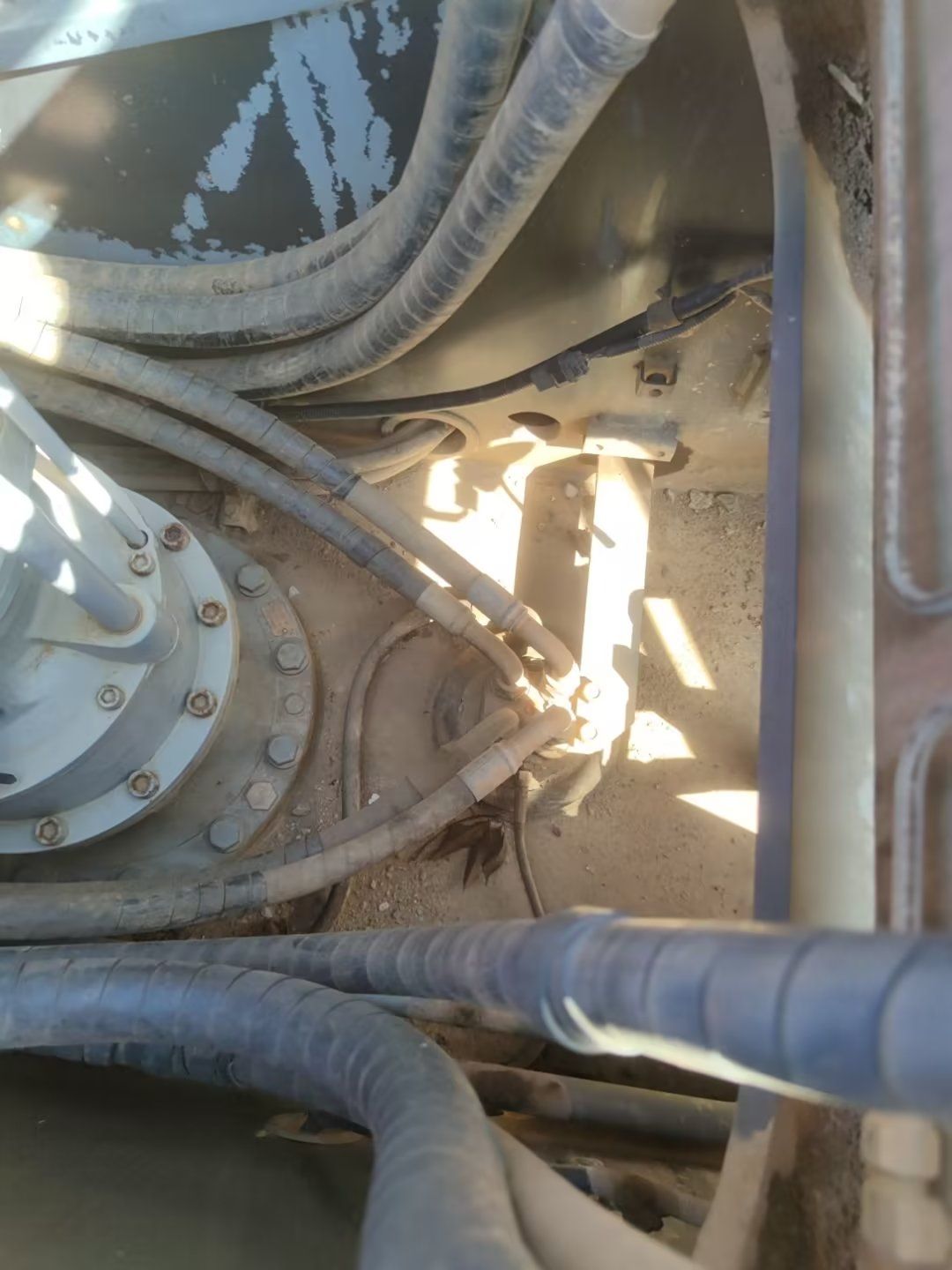 Hitachi ZX210H-5A  Excavator