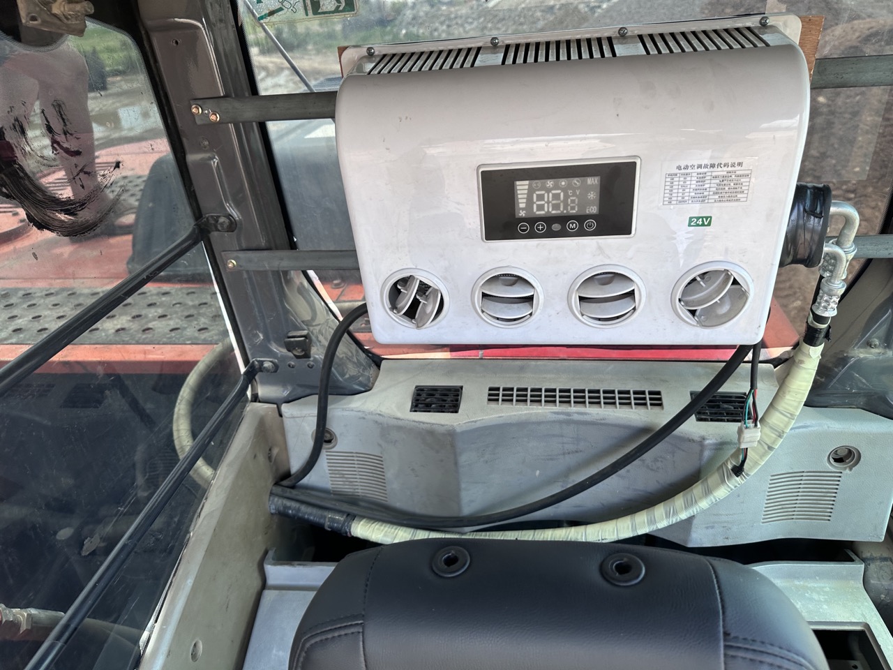 Hitachi ZX240-3  Excavator