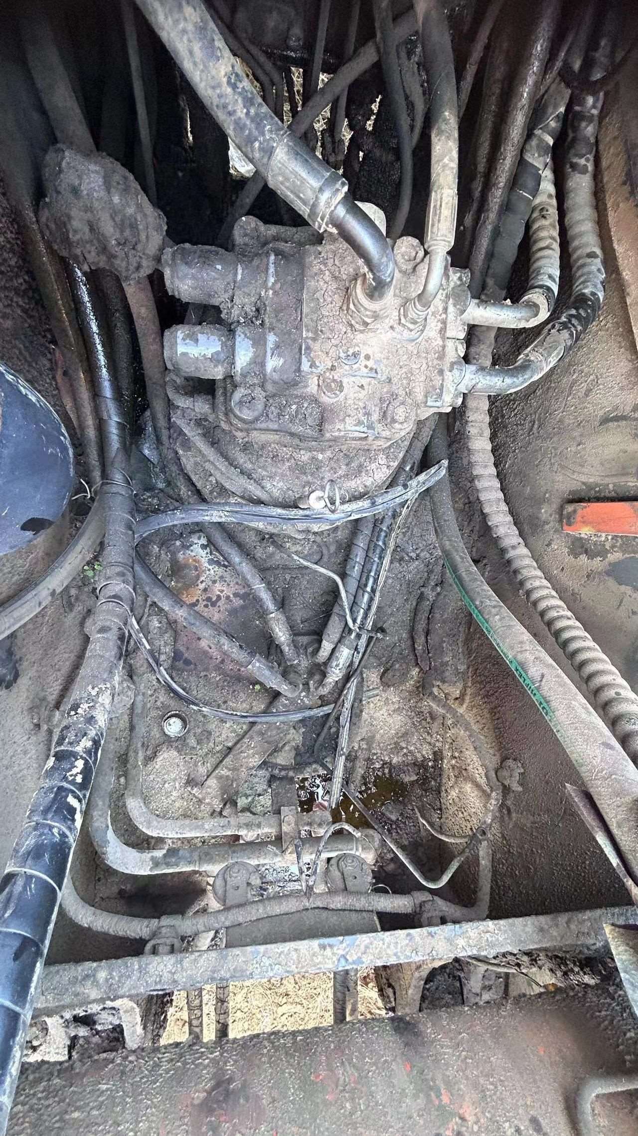 Hitachi ZX240-3G  Excavator