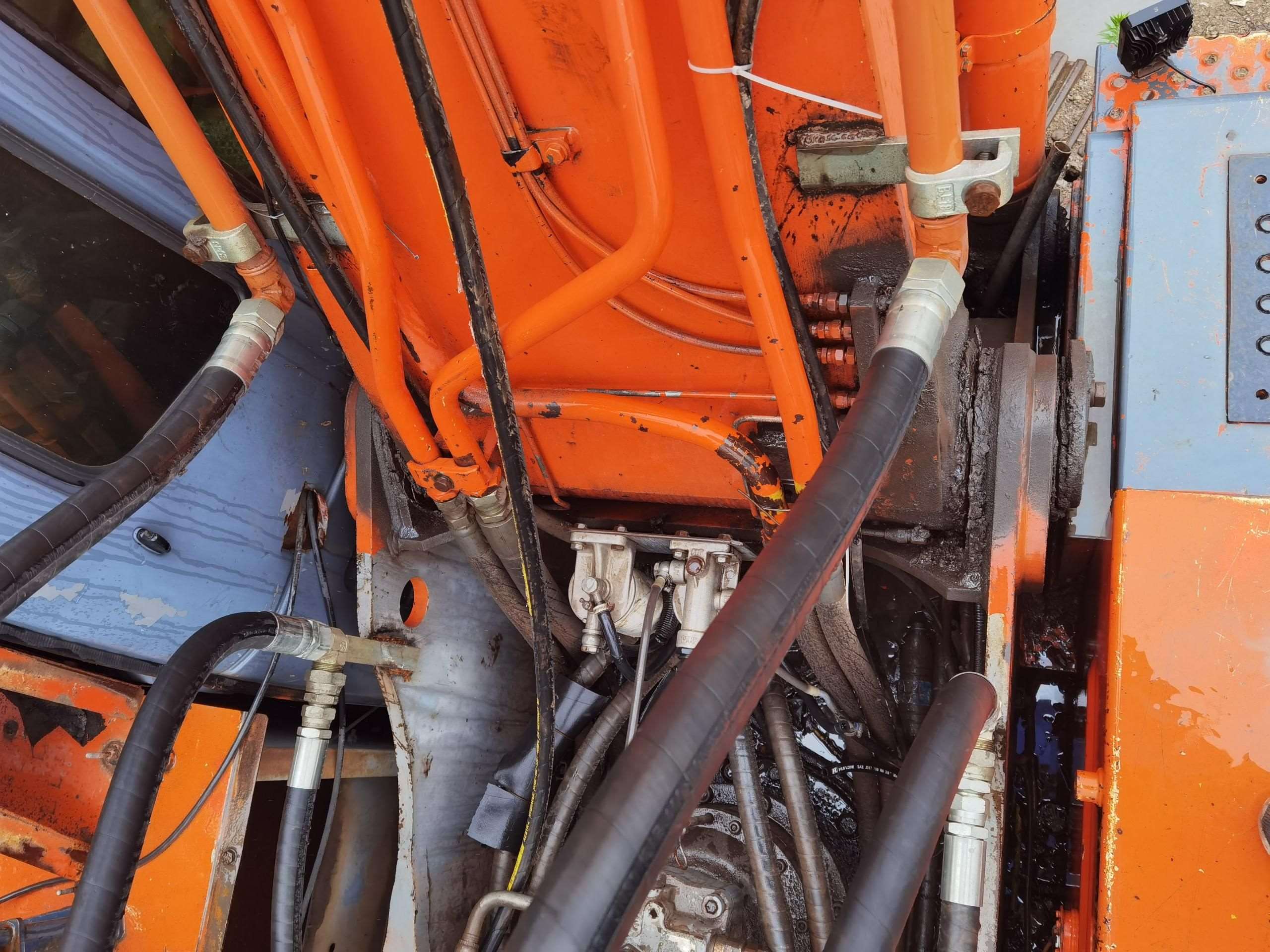 Hitachi ZX330  Excavator