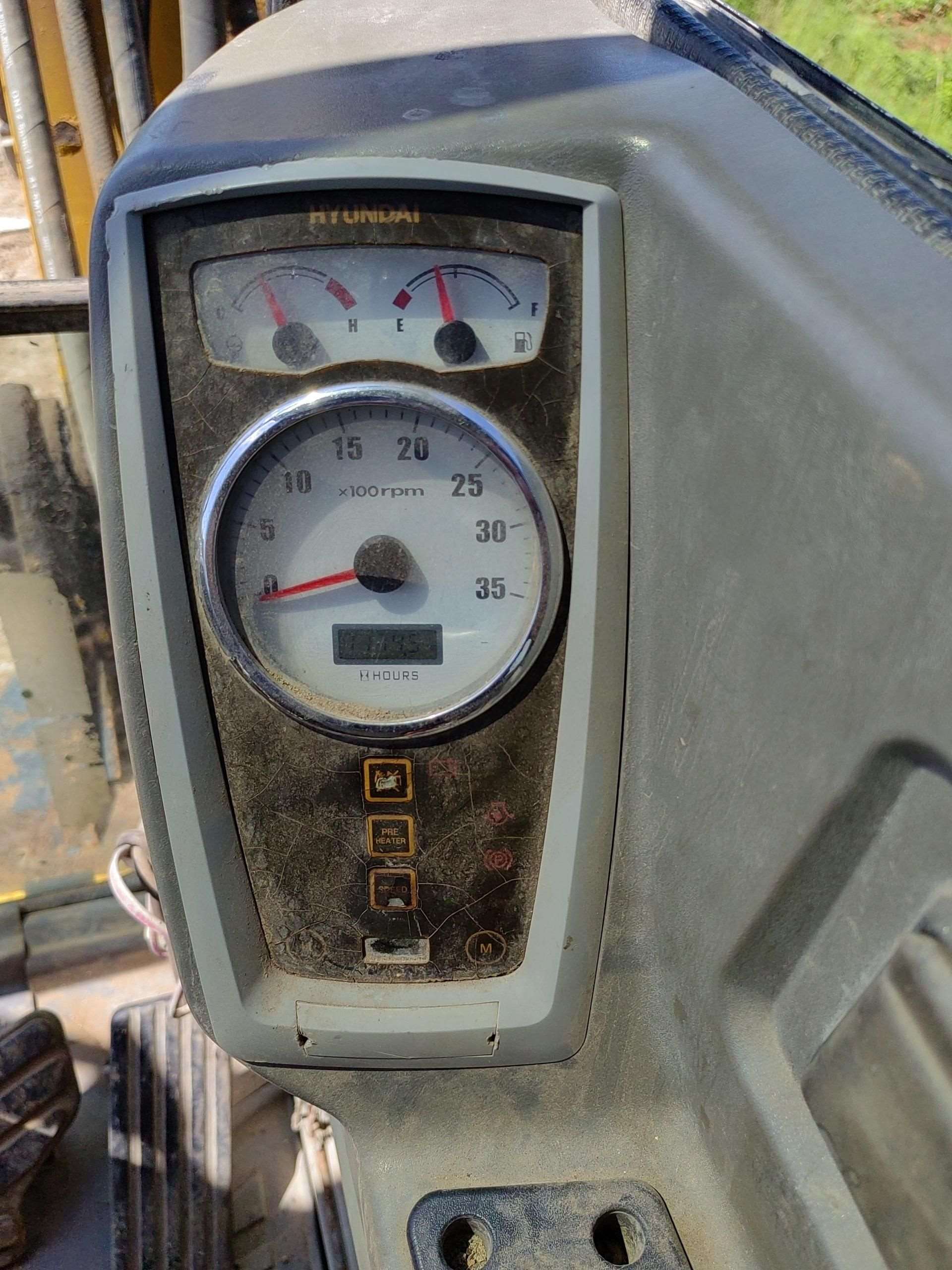 HyundaiR60-7  Excavator