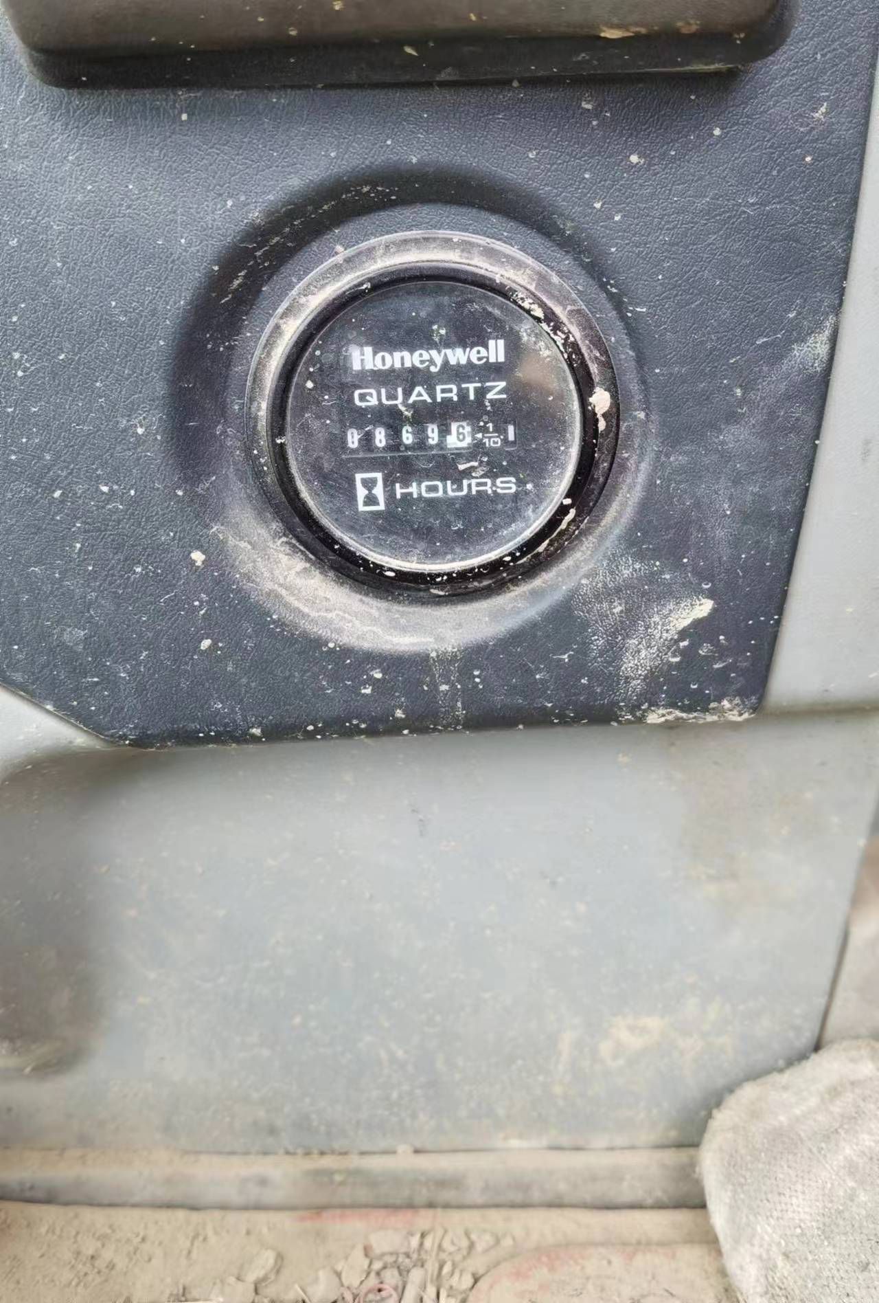 HyundaiR215-7C  Excavator