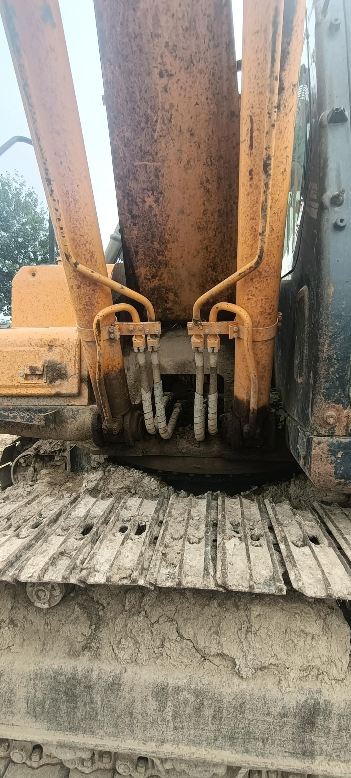 HyundaiR215-7C  Excavator