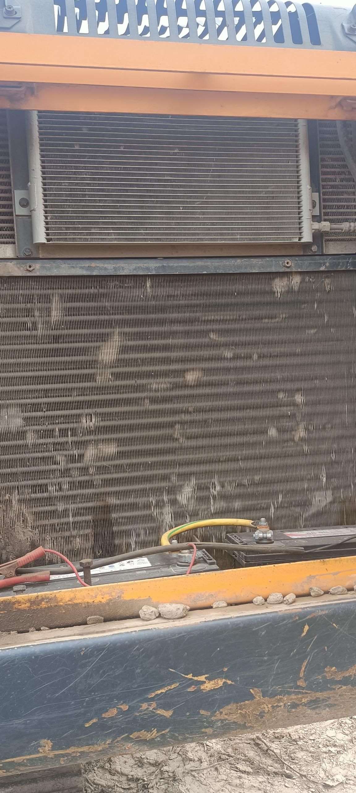 HyundaiR215-7C  Excavator