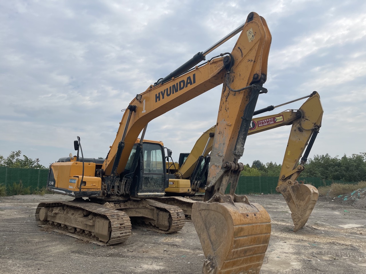 Hyundai R215VS  Excavator