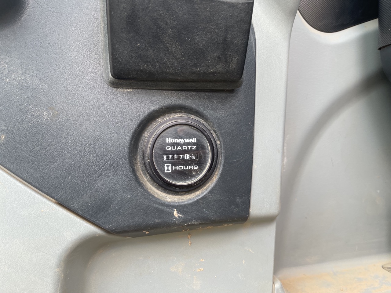 Hyundai R215VS  Excavator