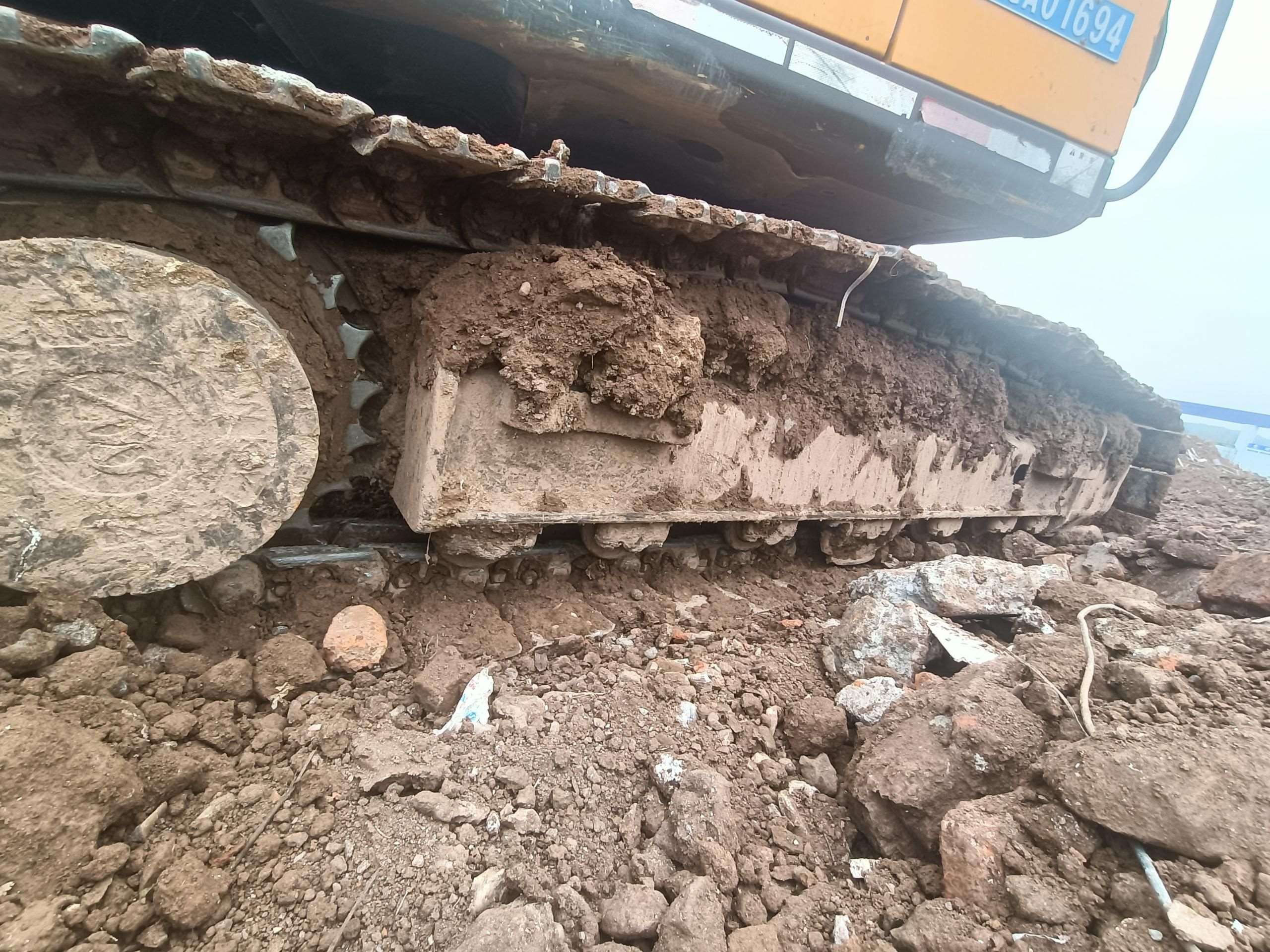 Hyundai  R225LVS  Excavator