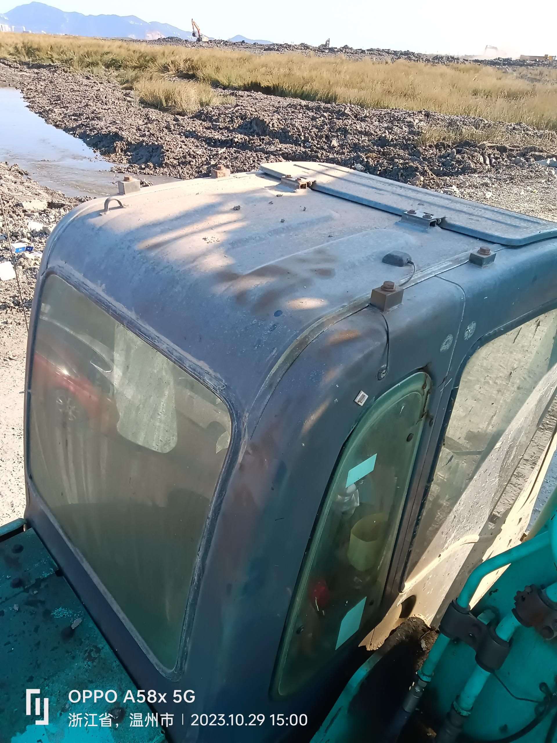 Kobelco  SK200-8  Excavator