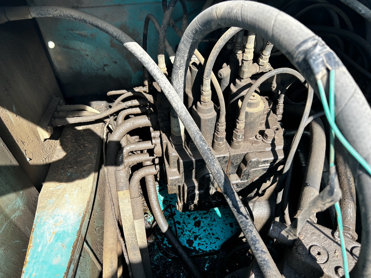 Kobelco  SK200-8  Excavator