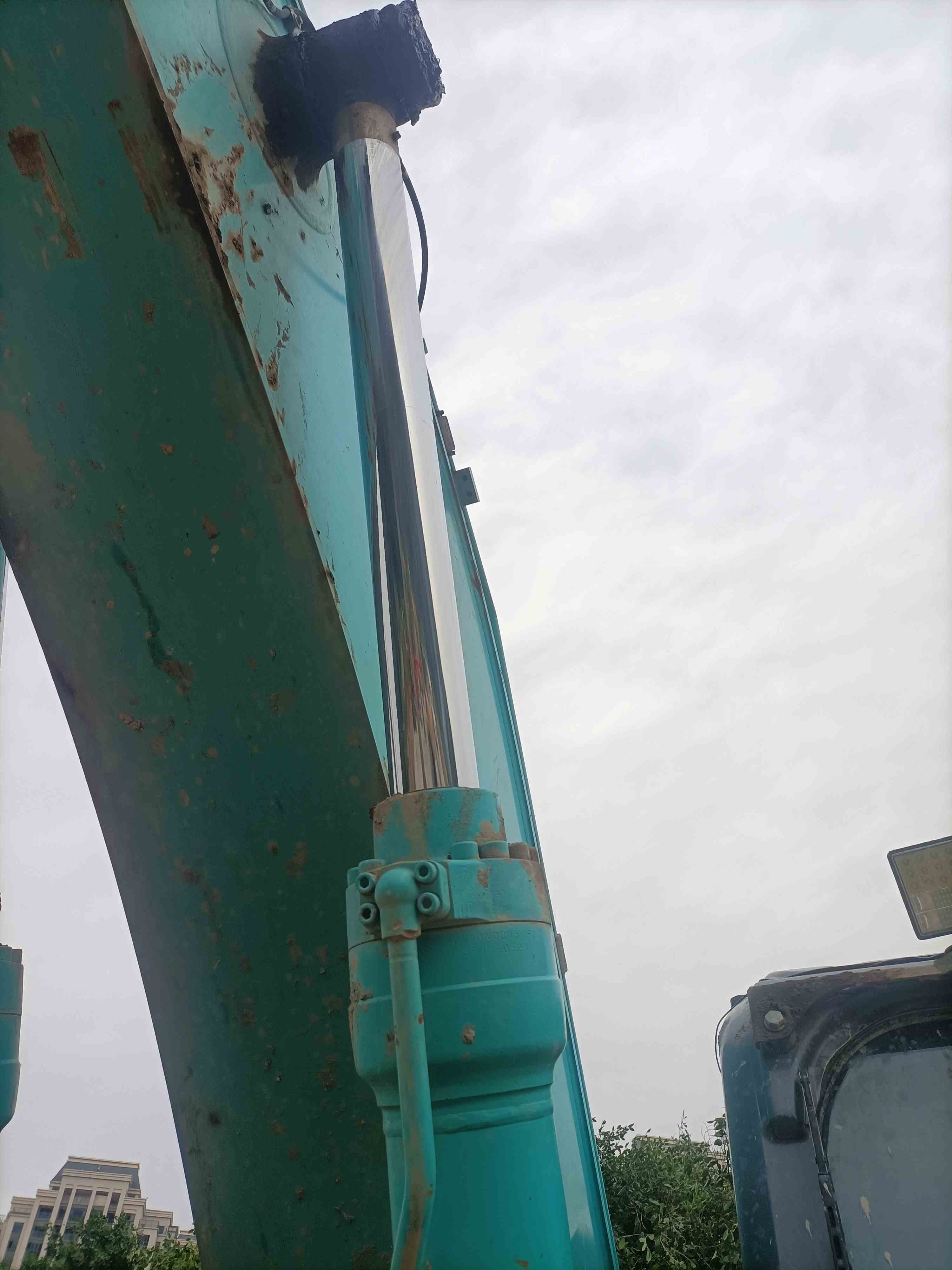 Kobelco  SK210LC-10  Excavator