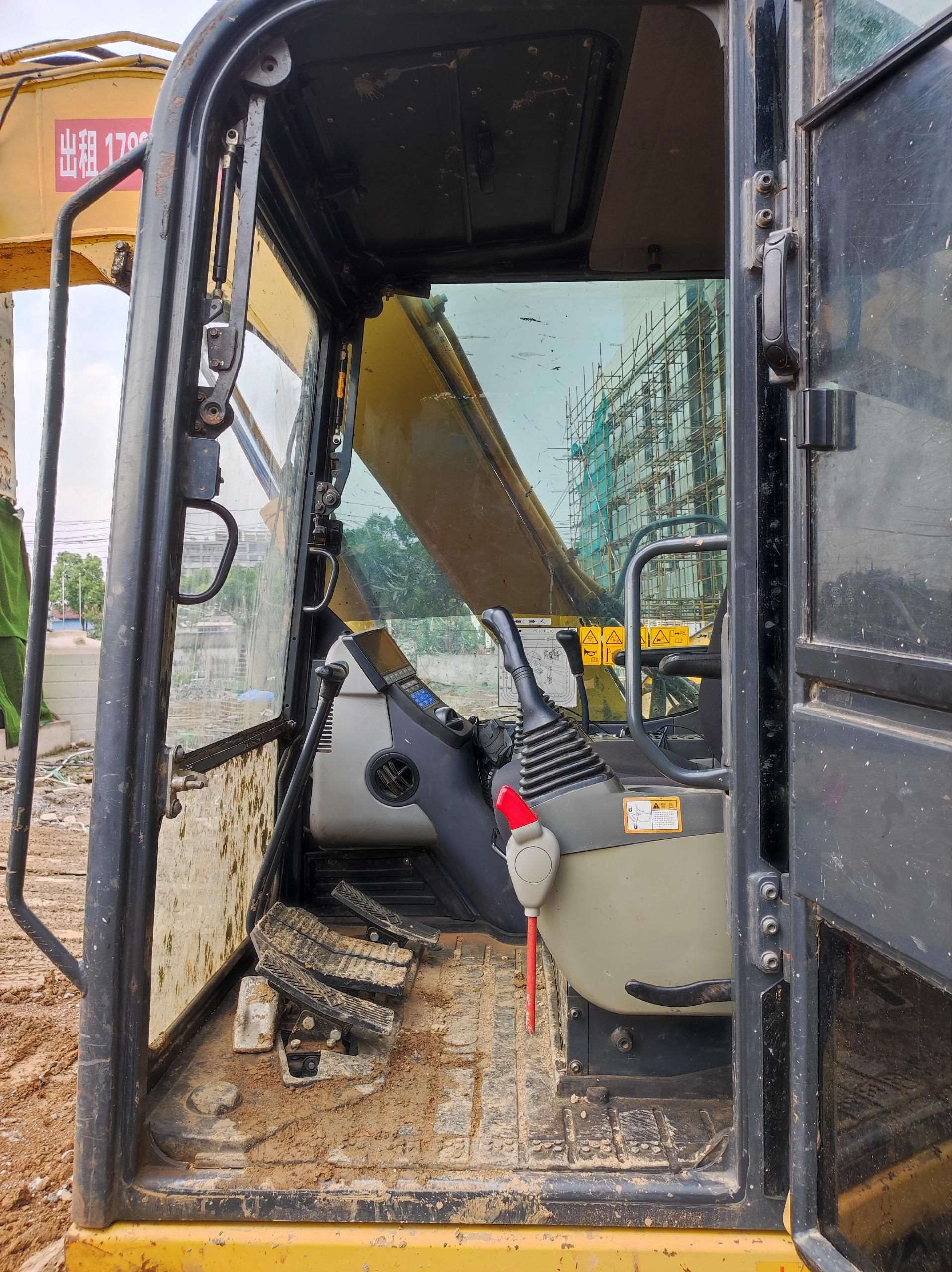 Komatsu PC60-8  Excavator