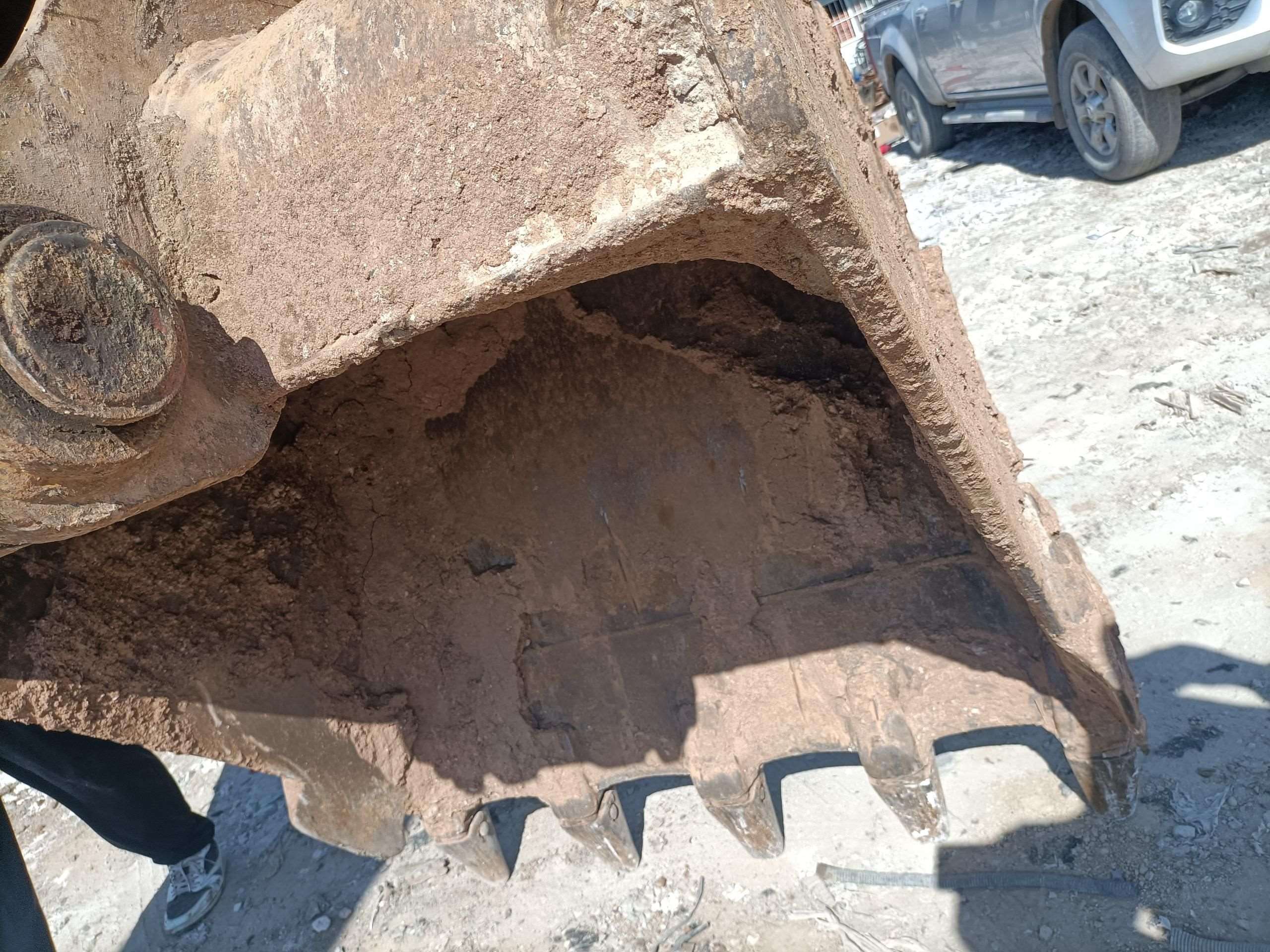 Komatsu PC130-8MO  Excavator