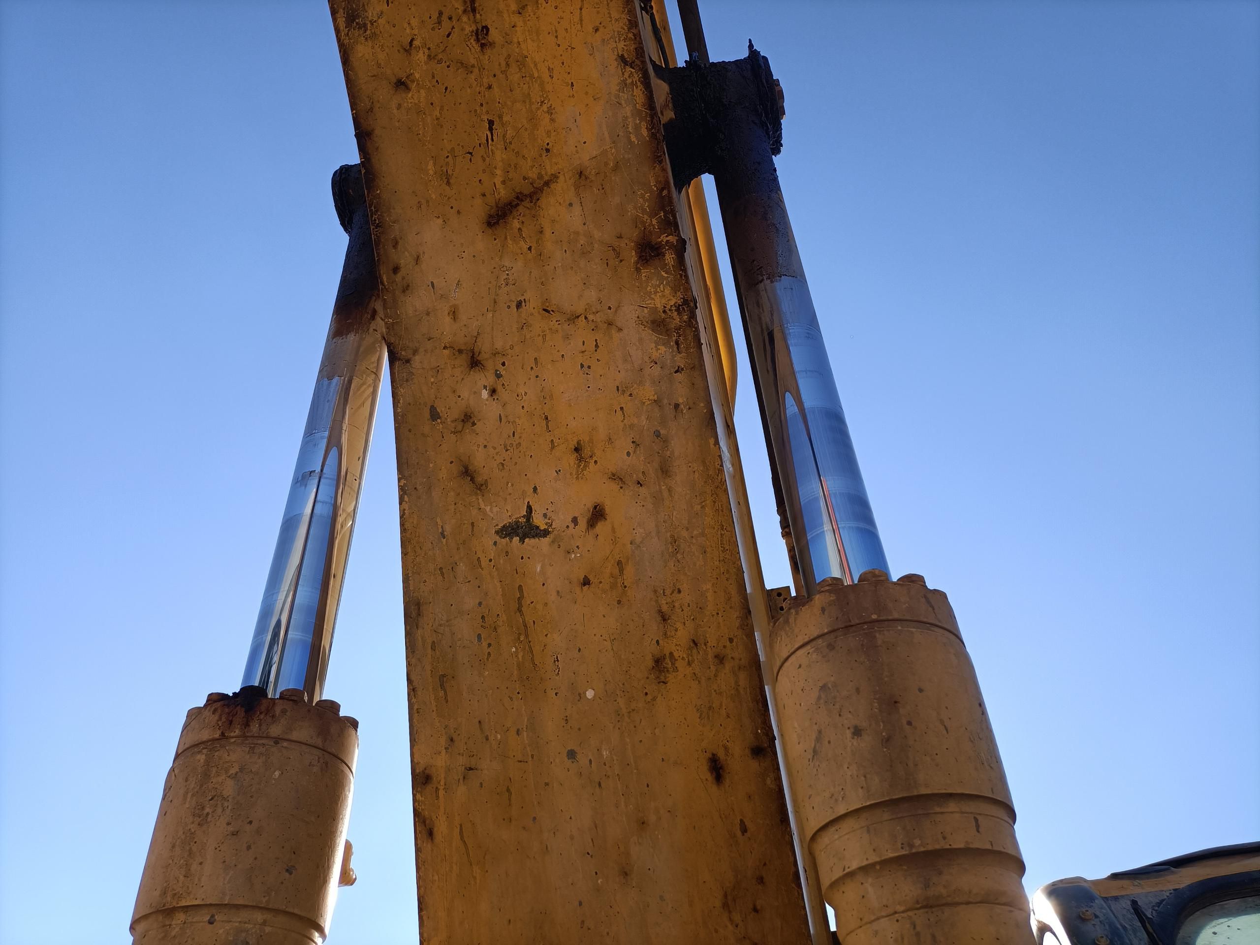 Komatsu PC130-8MO  Excavator