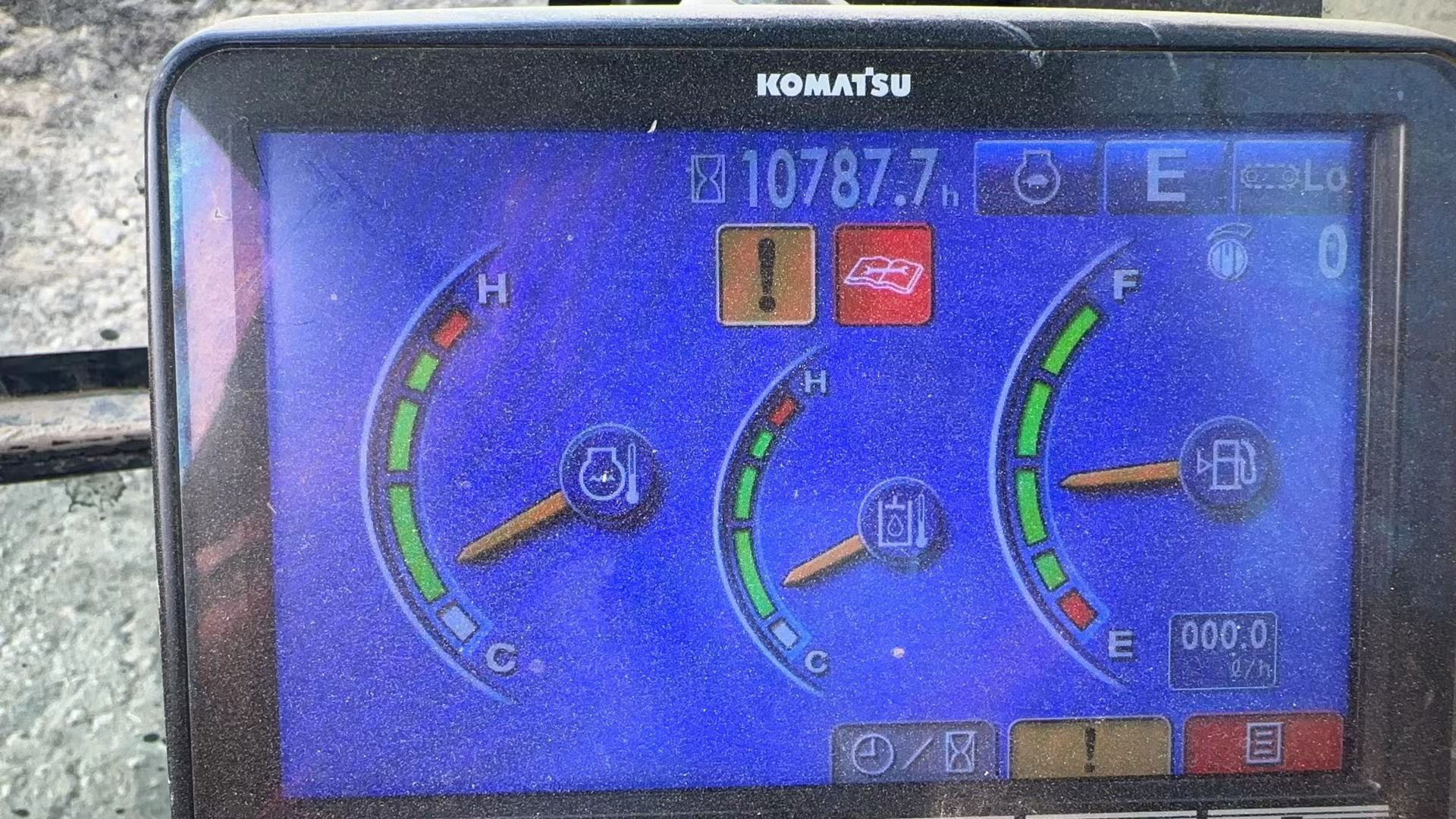 KomatsuPC130-8MO   Excavator