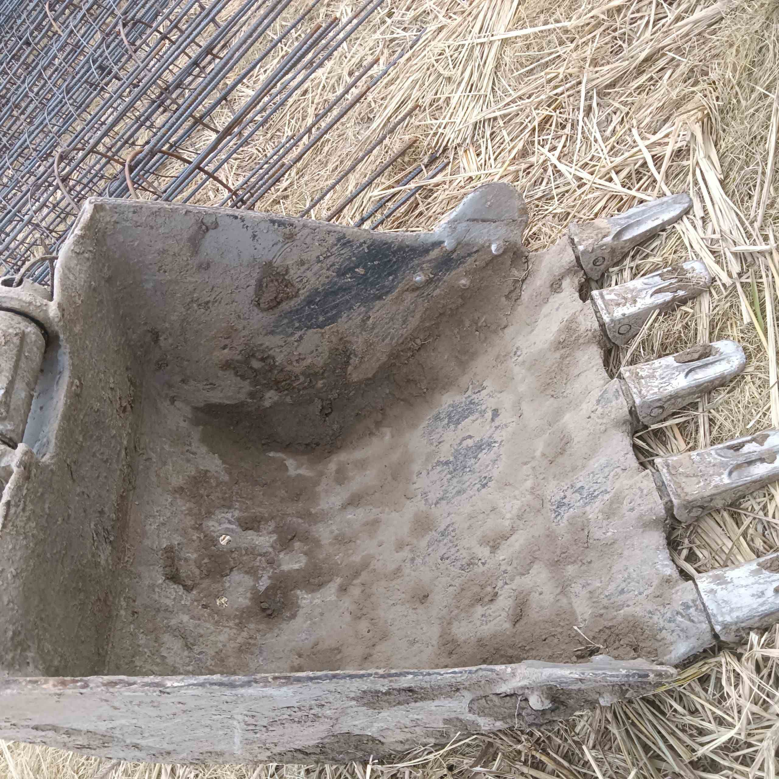 KomatsuPC130-8MO   Excavator