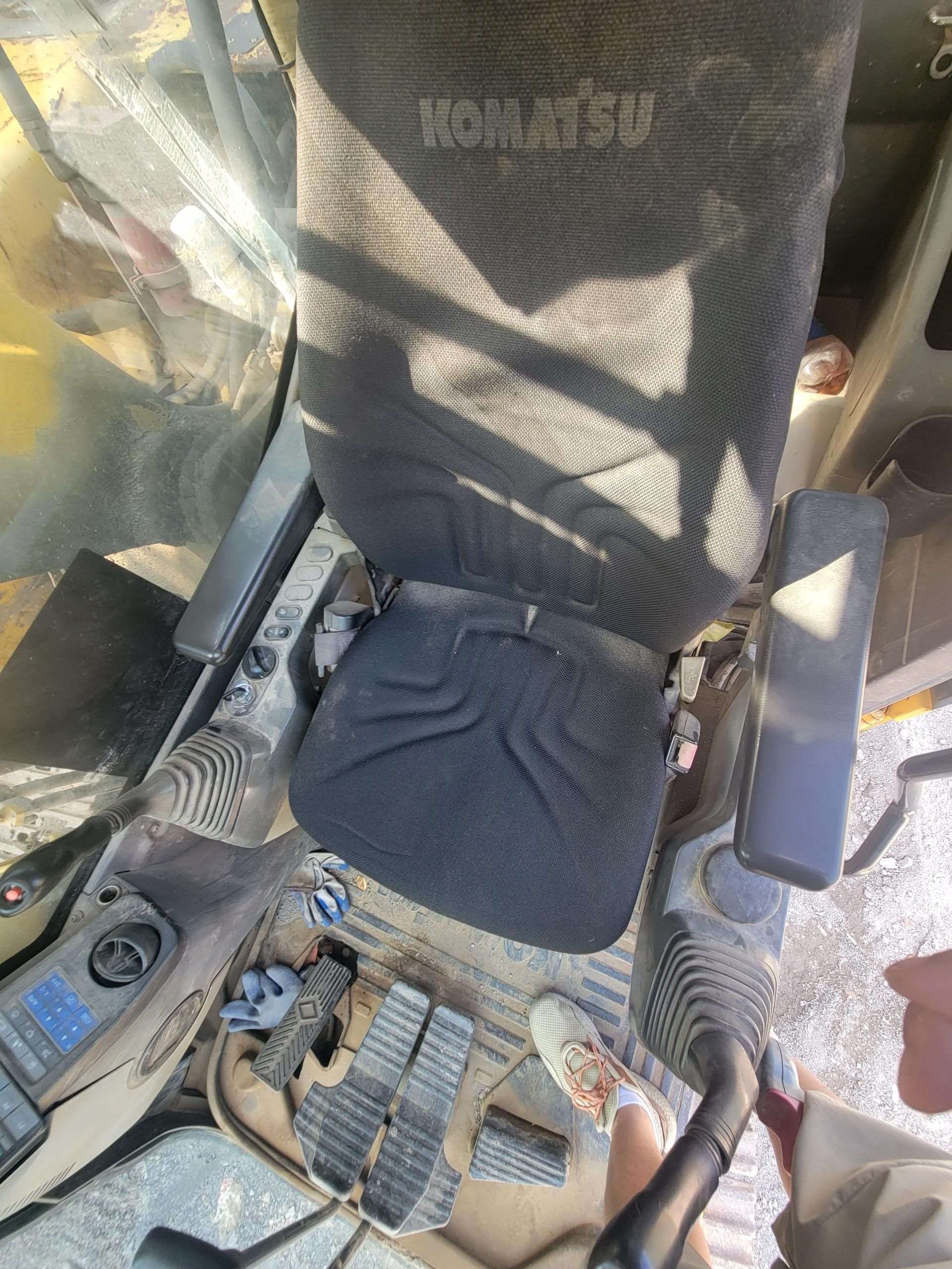 Komatsu PC200-8  Excavator