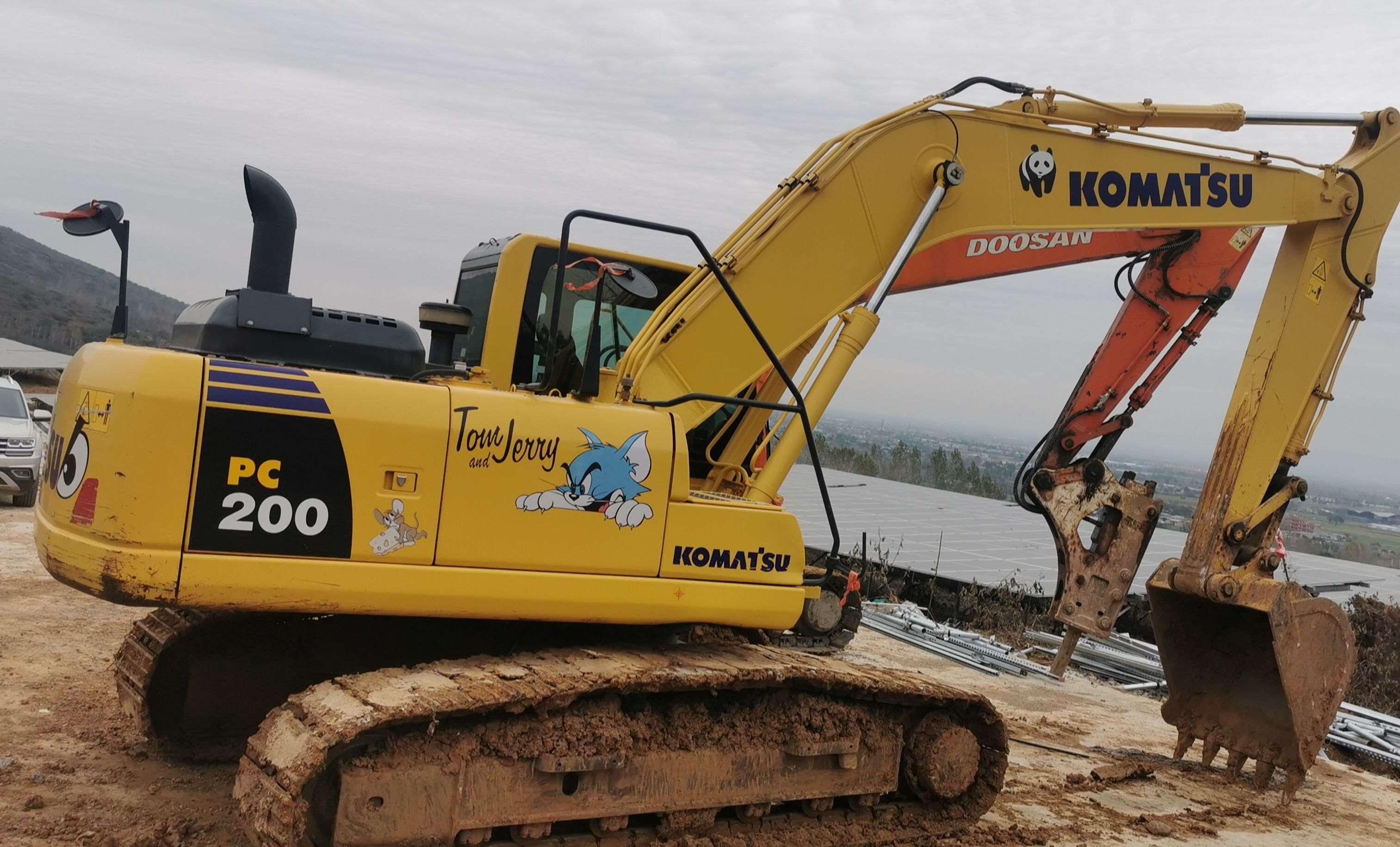 Komatsu  PC200-8M0   Excavator