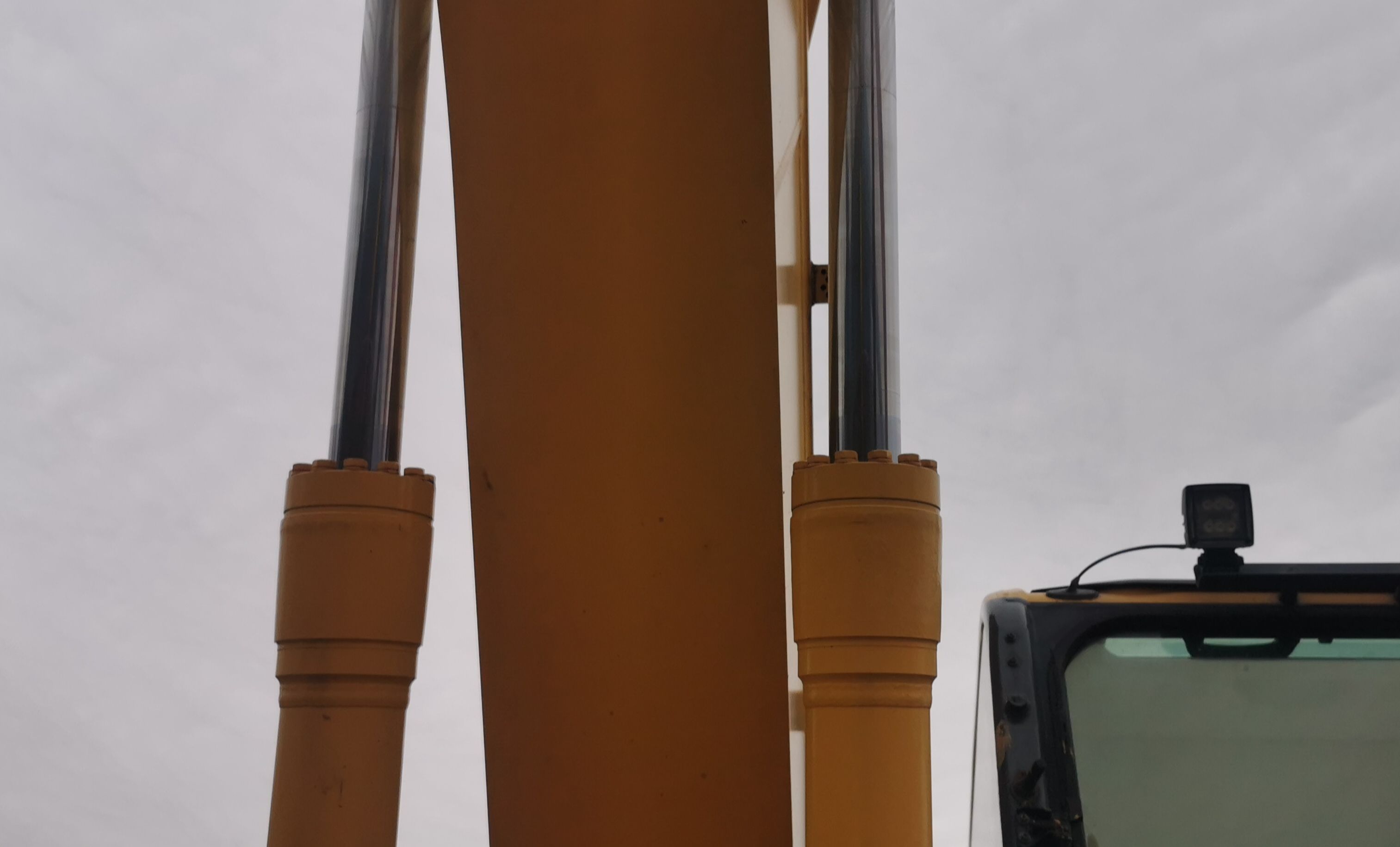 Komatsu  PC200-8M0   Excavator