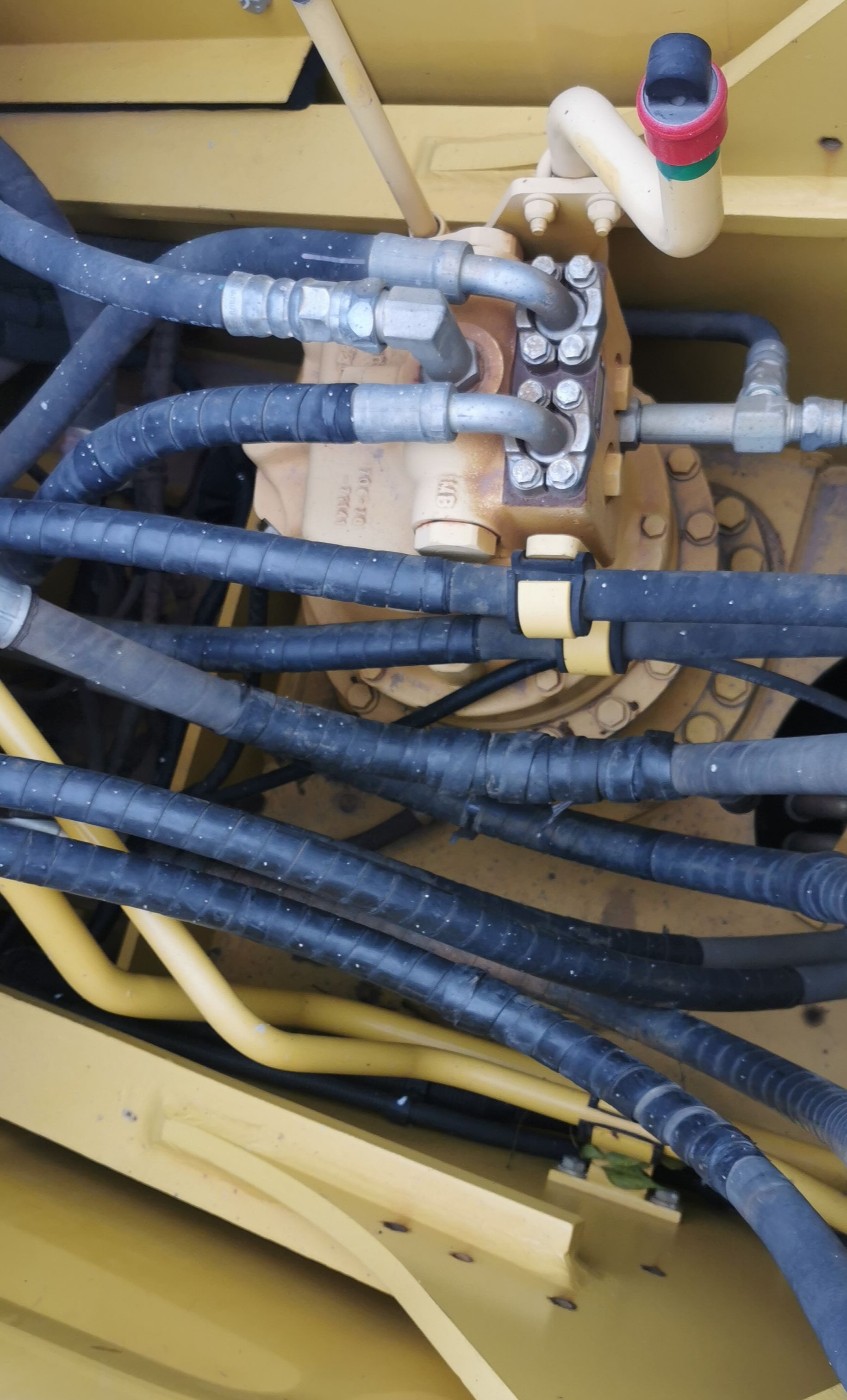 Komatsu  PC200-8M0   Excavator