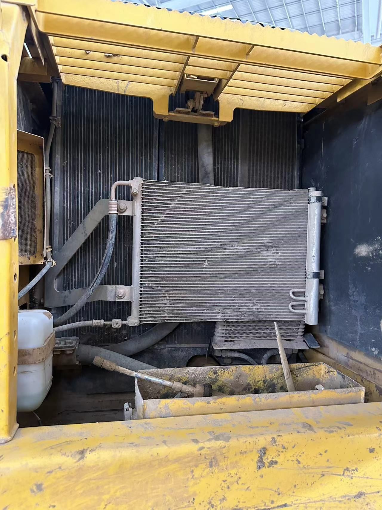 Komatsu   PC200-8N1   Excavator