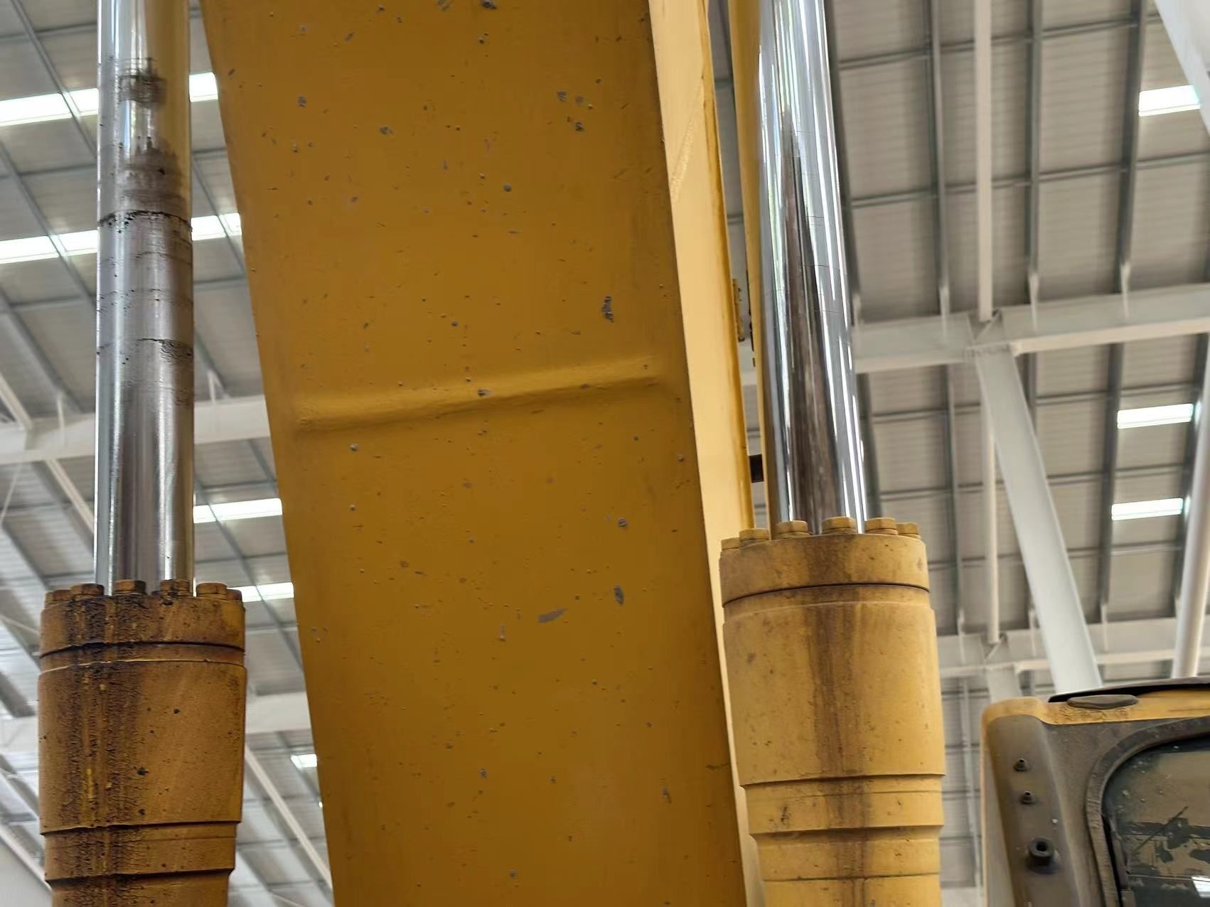 Komatsu   PC200-8N1   Excavator