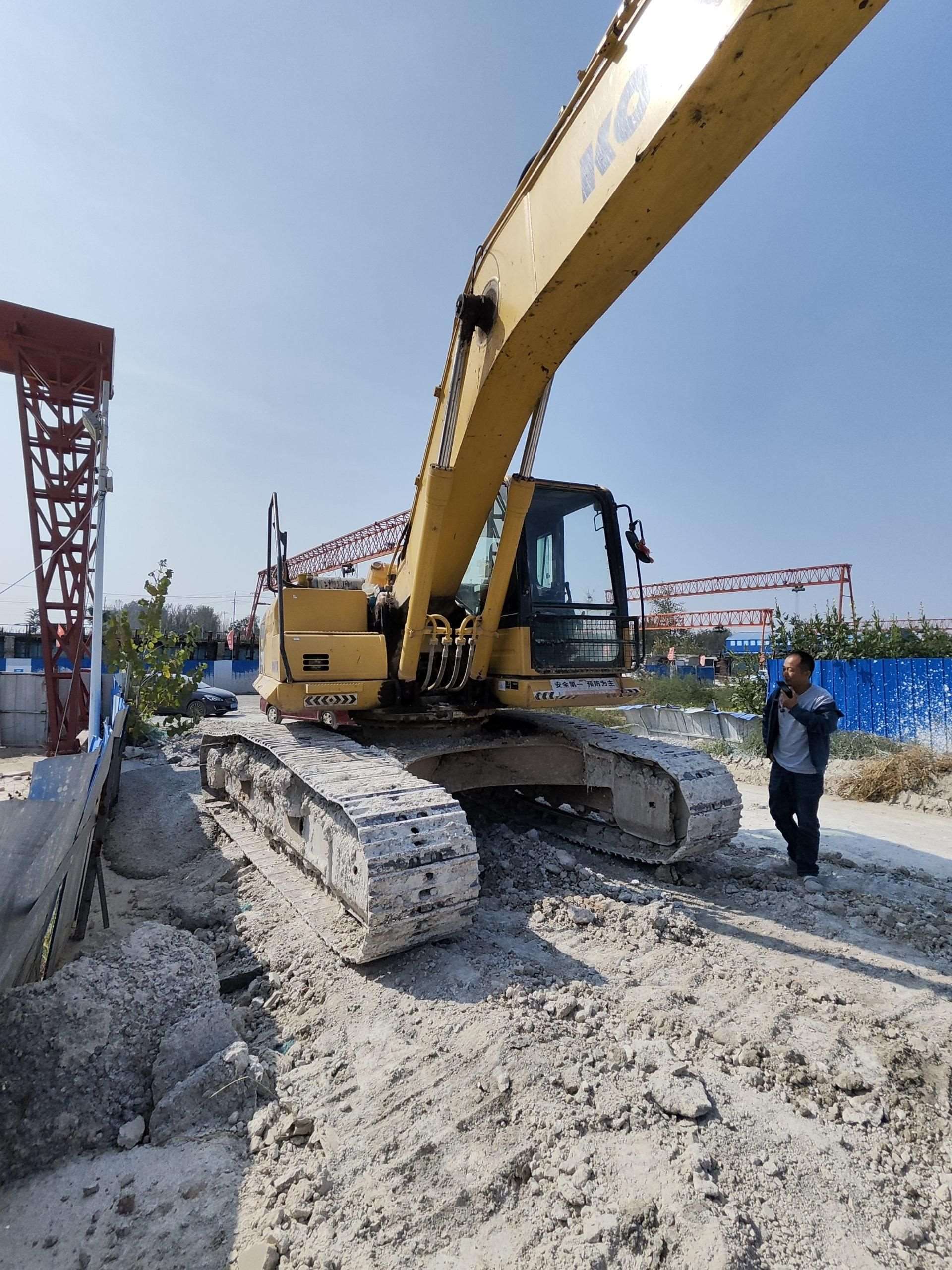 Komatsu PC210-8M0  Excavator