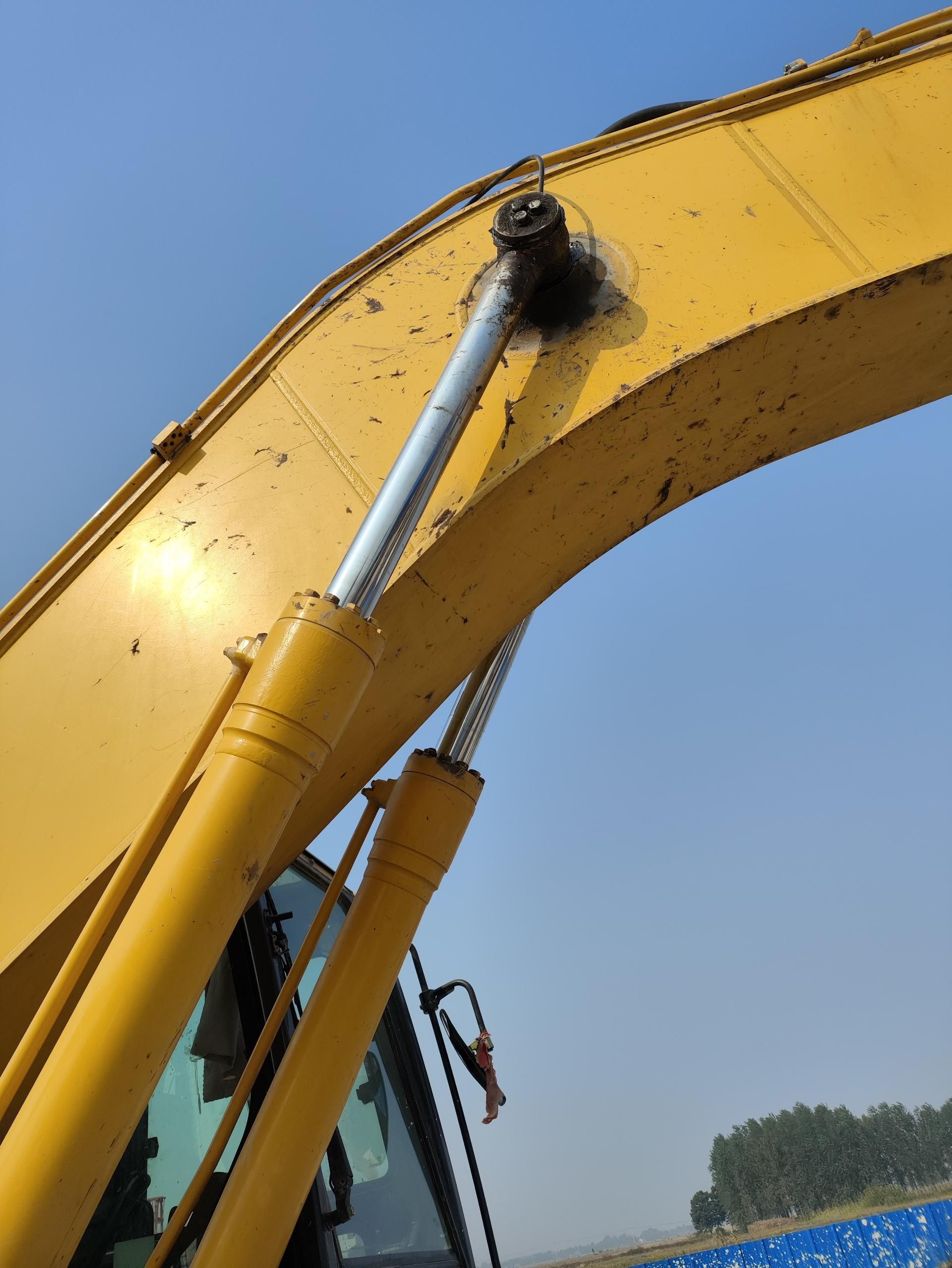 Komatsu PC210-8M0  Excavator