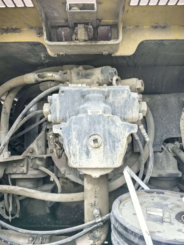 Komatsu   PC300-7  Excavator