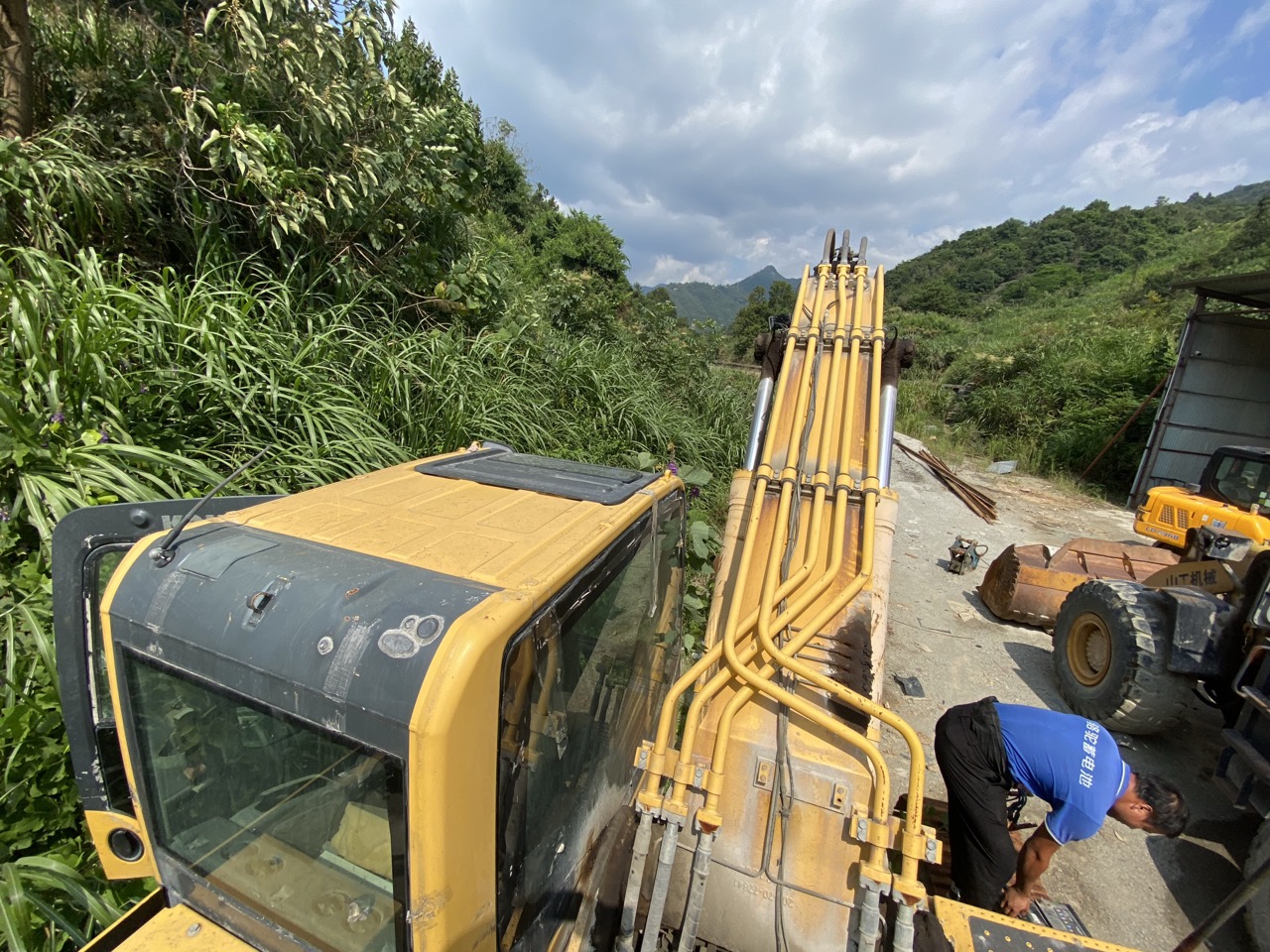 Komatsu  PC360-8MO  Excavator