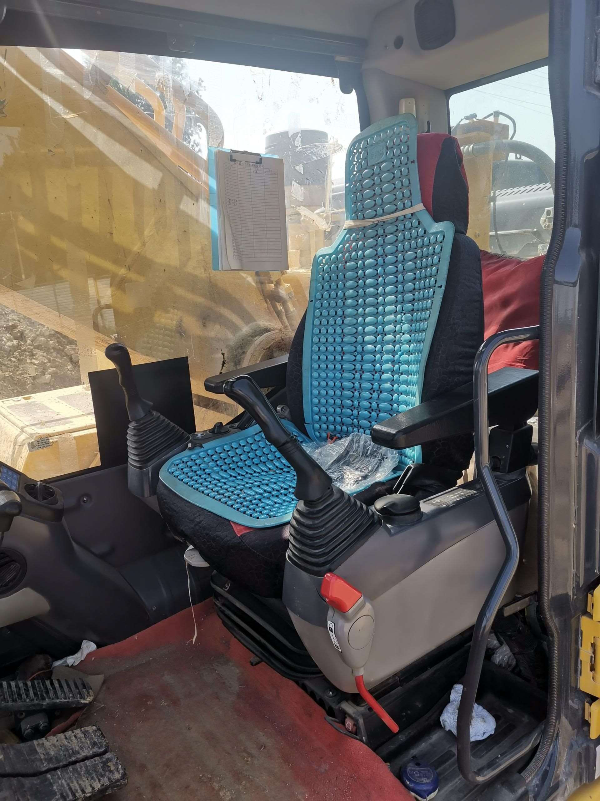 Komatsu  PC500LC-10M0   Excavator