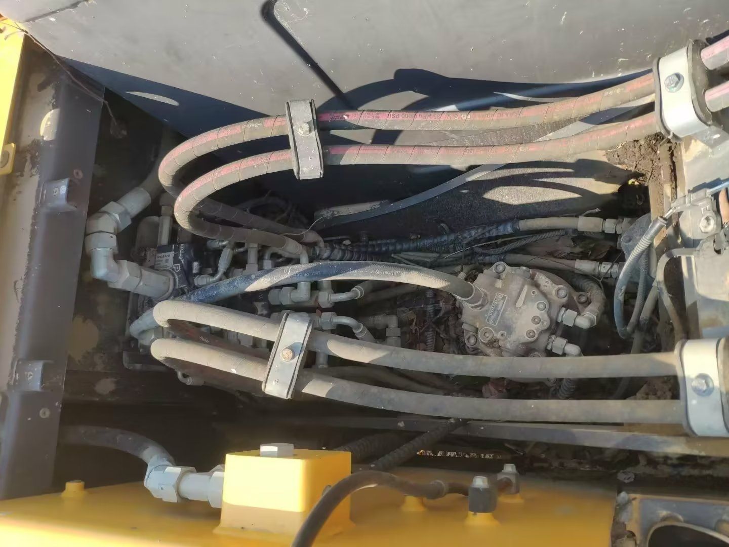 VOLVO EC75DAG   Excavator