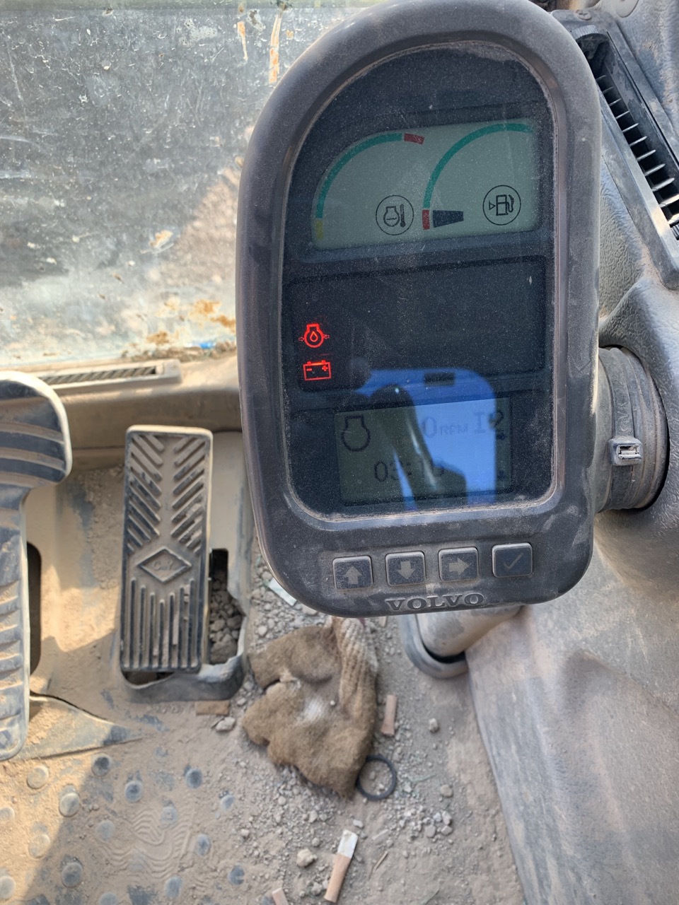 VOLVO EC210BLC    Excavator