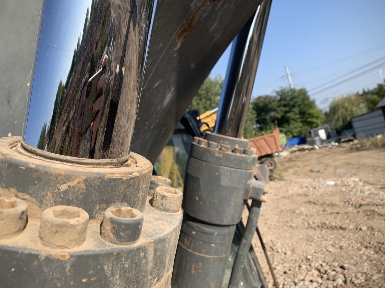 VOLVO EC210BLC    Excavator