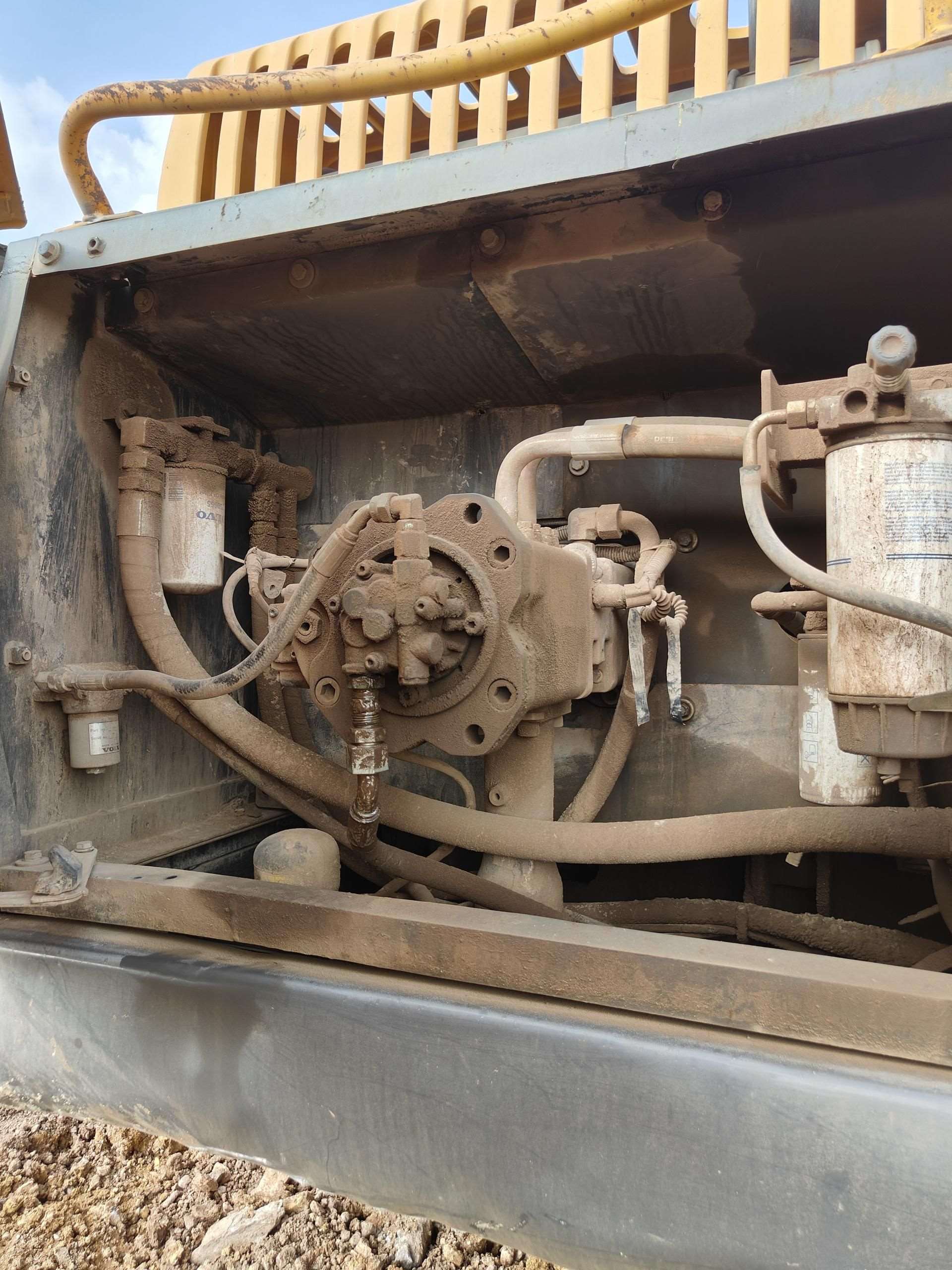 VOLVO EC350DL  Excavator