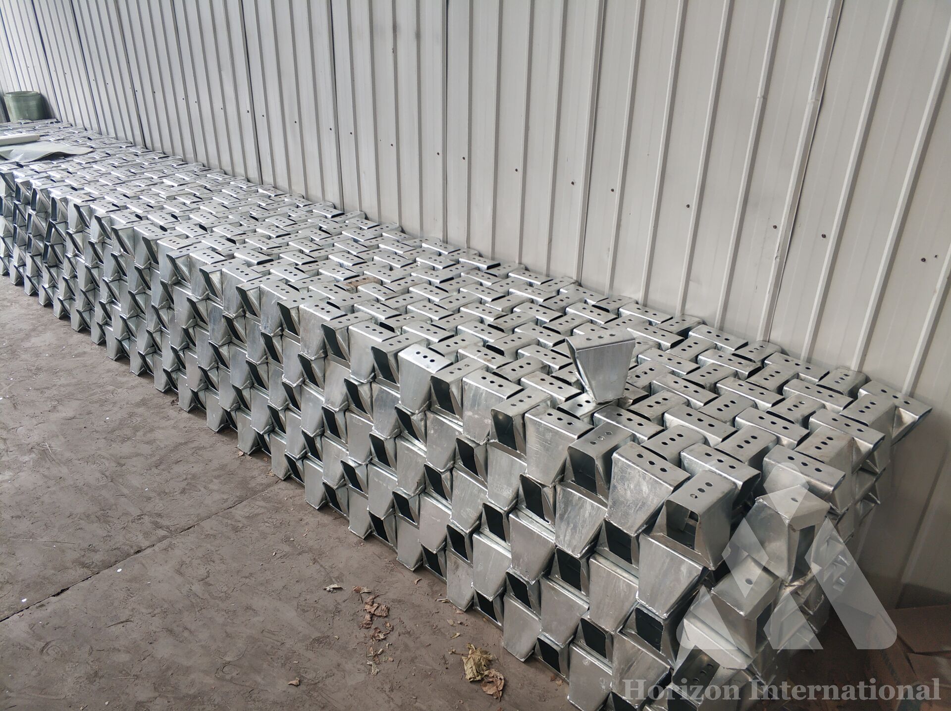 Africa traffic barrier spacer block