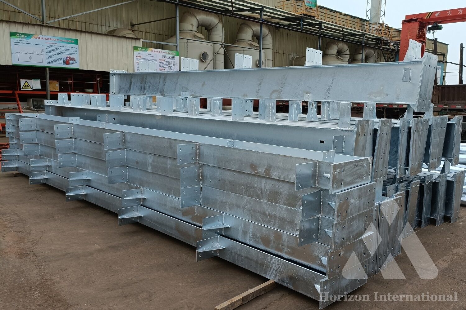 Hot-dip galvanized steel structure