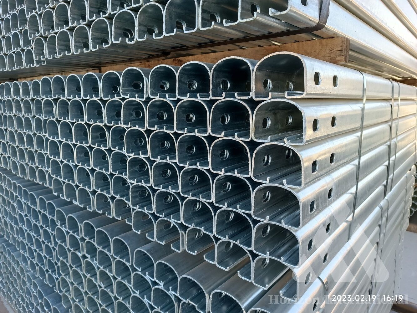 Safety roller barrier manufacturer