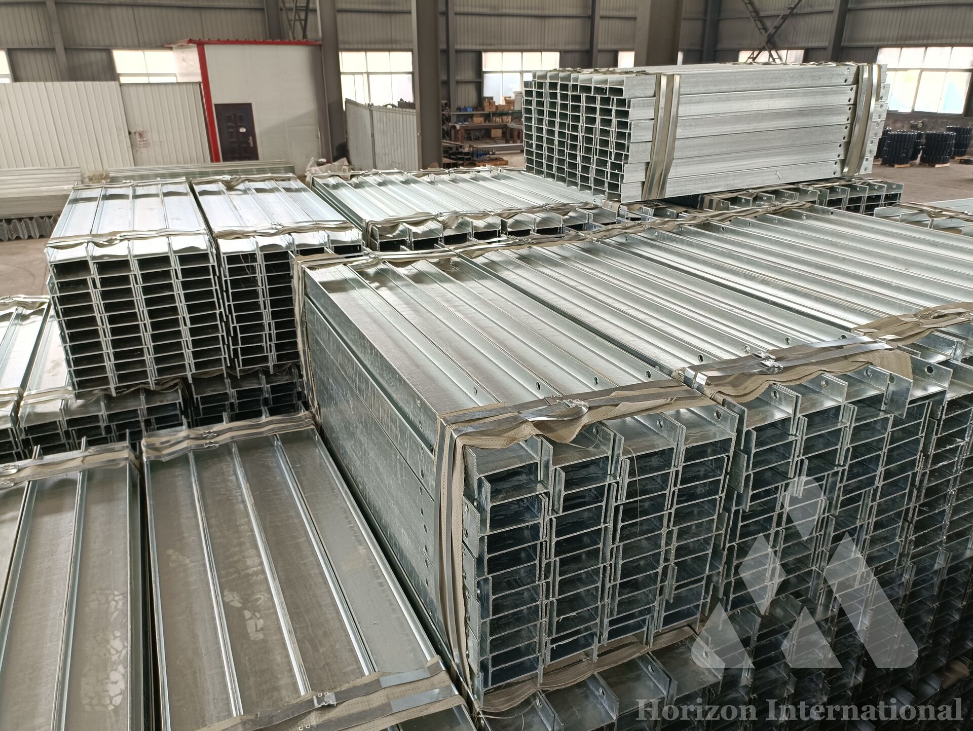 Aashto M180 guardrails hot rolled I beam H beam post