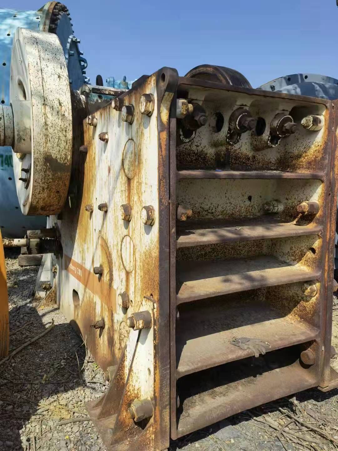 ROOTS C100
