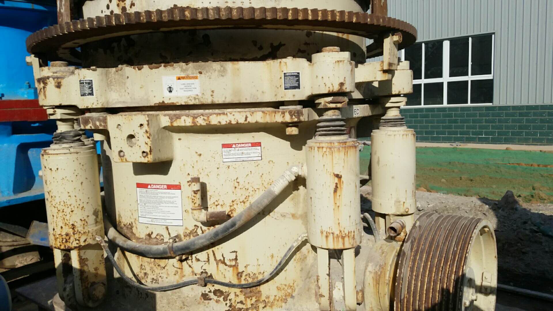 الجذور HP4