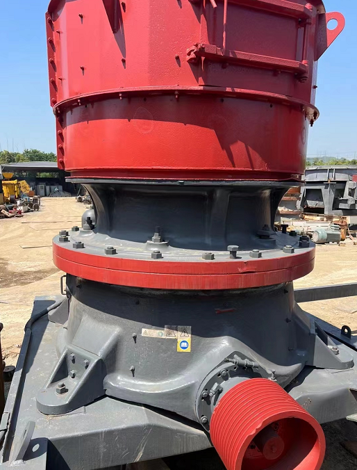 تستخدم sandvik Ch660 & Cs440