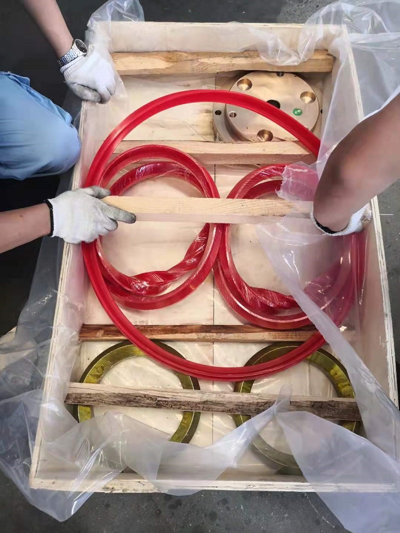 REPUESTOS METSO HP200