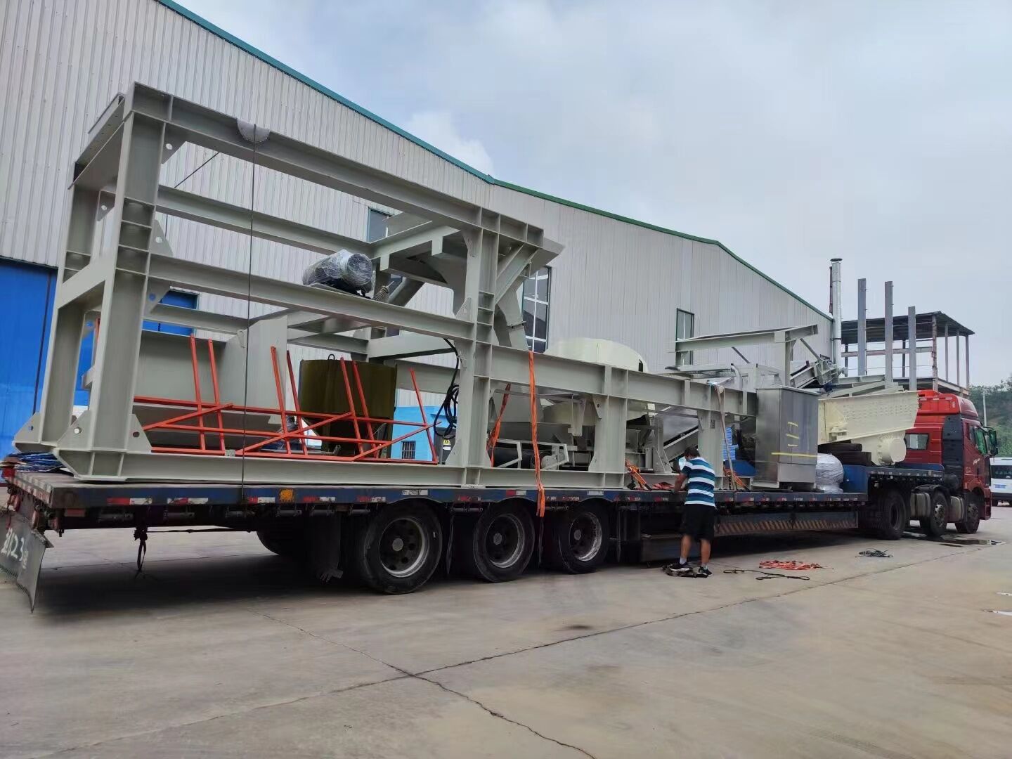 Mordaza de neumático móvil Metso C-120