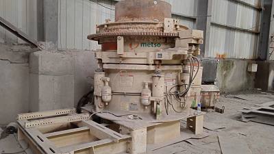 Metso Hp300 año: 2008