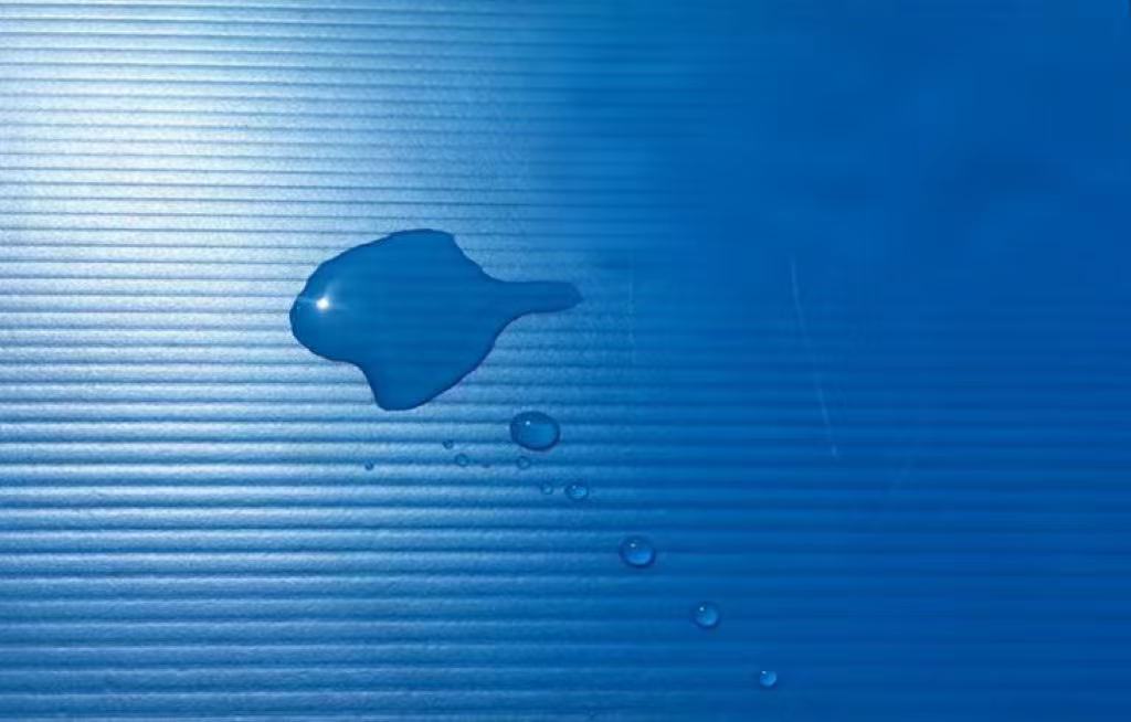 A New Week Begins — Let’s Test the Waterproof Performance of Our PP Hollow Sheet Boxes After Continuous Rain!