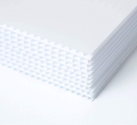 White PP Corrugated Plastic Sheets – Lightweight and Waterproof Polypropylene Hollow Boards