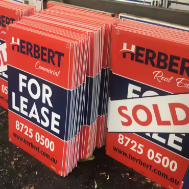 Custom PP Corrugated Sign Boards – Lightweight, Weather-Resistant & Printable Display Panels