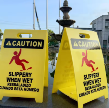 Outdoor PP Fluted Safety Sign – Durable Warning Marker for Hazard Areas